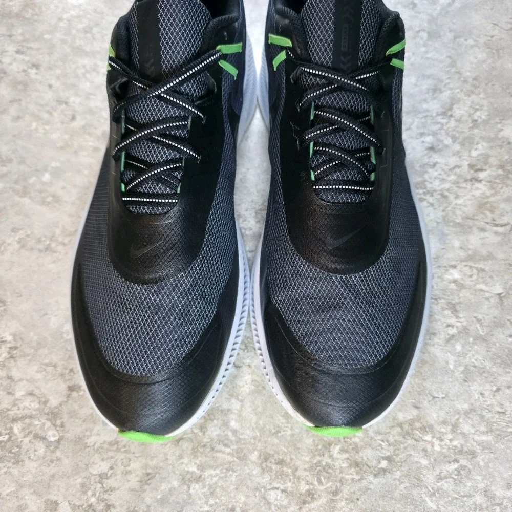 Nike Quest 3 Shield Mens Size 14 Black Obsidian‎ Mist Poison Green CQ8894-010